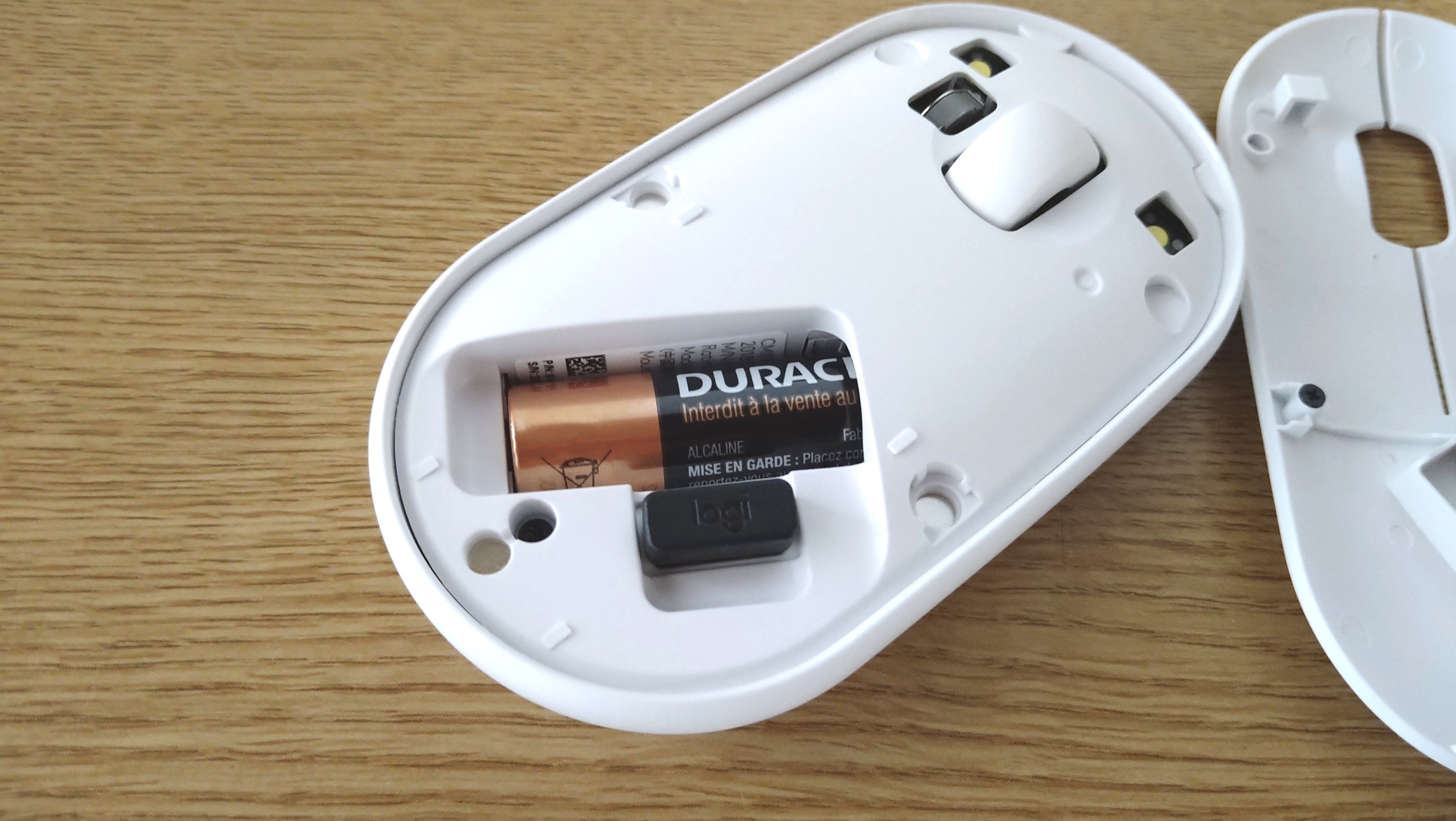 ロジクール ワイヤレスマウス Pebble M350