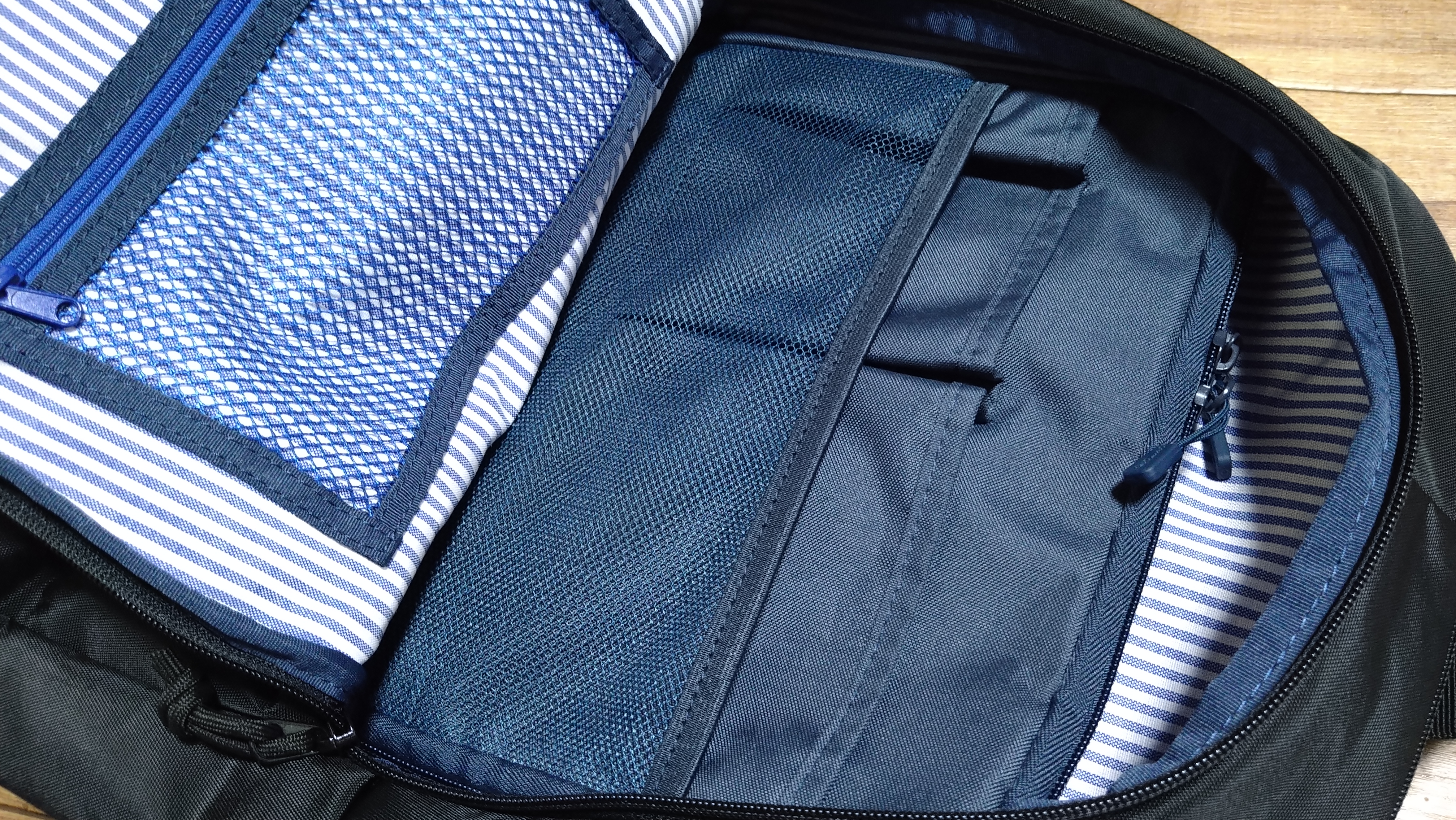 mozのリュック（メーカー品番 ZZPM-05）＋リヒトラブ A4 バッグインバッグ